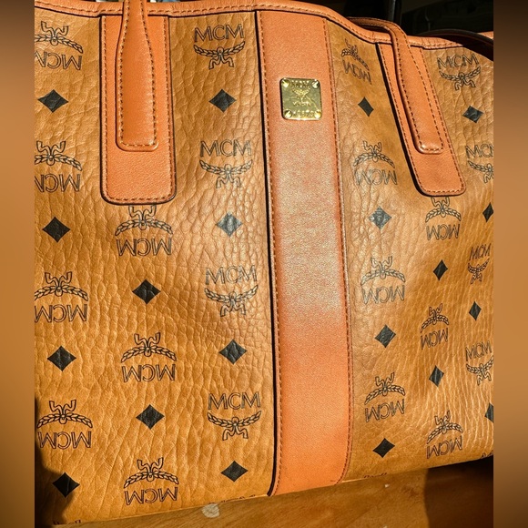 MCM Cognac Visetos Tote Bag with Reversible Geometric interior. Gently used! - Picture 10 of 16